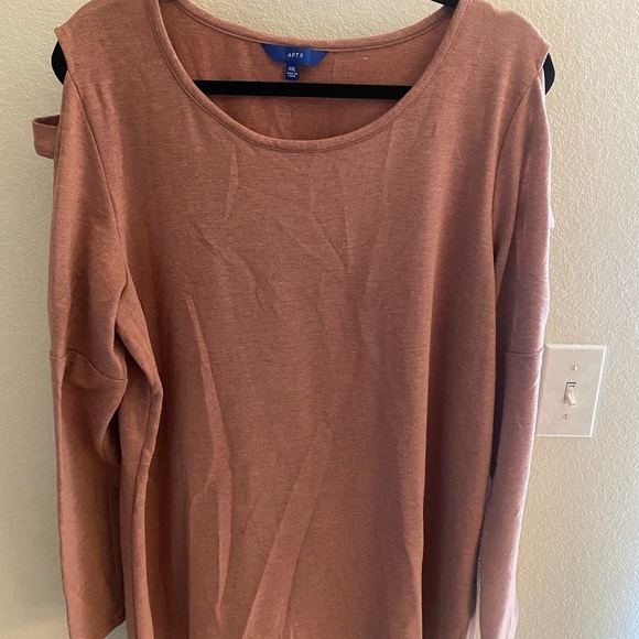 Apt 9 XXL tunic with sleeve detail - Picture 8 of 8